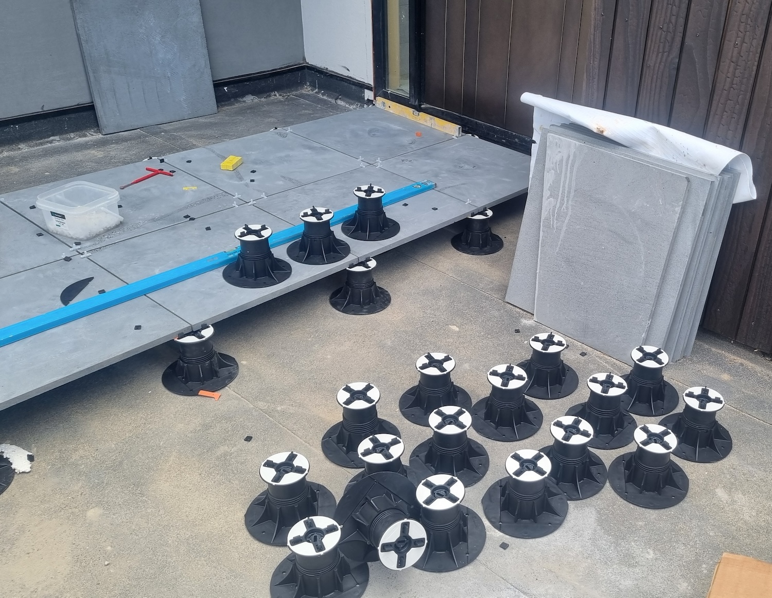 Pedestal Deck Jacks